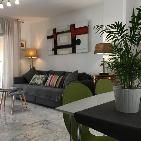 44 Calle San Miguel Apartment Фуeнхирола Екстериор снимка