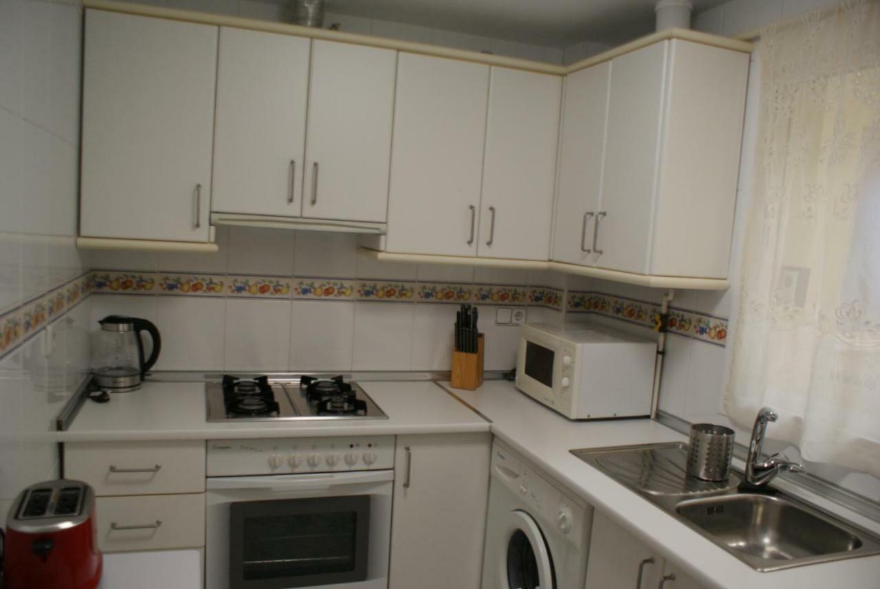 44 Calle San Miguel Apartment Фуeнхирола Екстериор снимка
