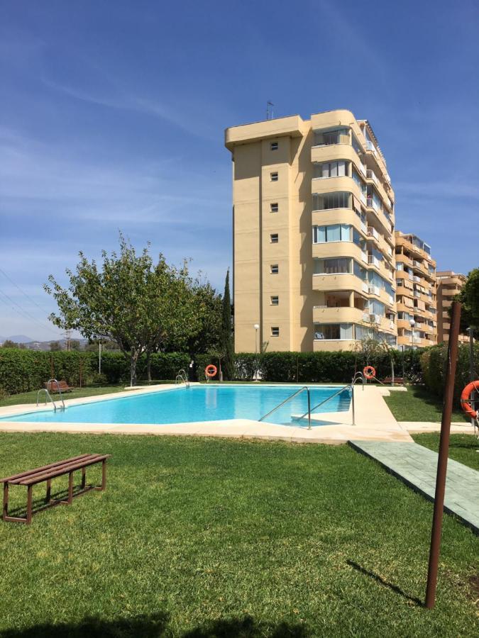 44 Calle San Miguel Apartment Фуeнхирола Екстериор снимка