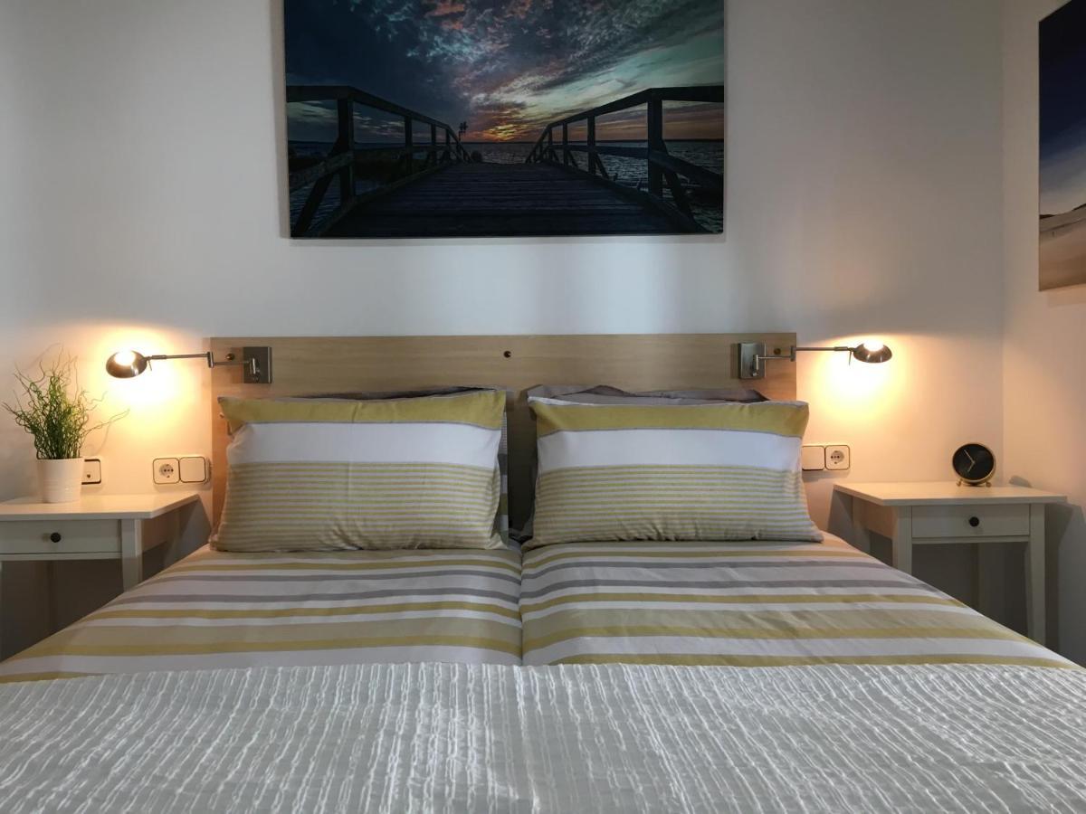 44 Calle San Miguel Apartment Фуeнхирола Екстериор снимка